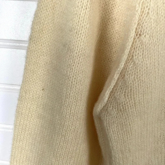 Land’s End Shetland’s 100% Wool Sweaterer Size Small Cream Cable Knit Fisherman - Picture 7 of 7